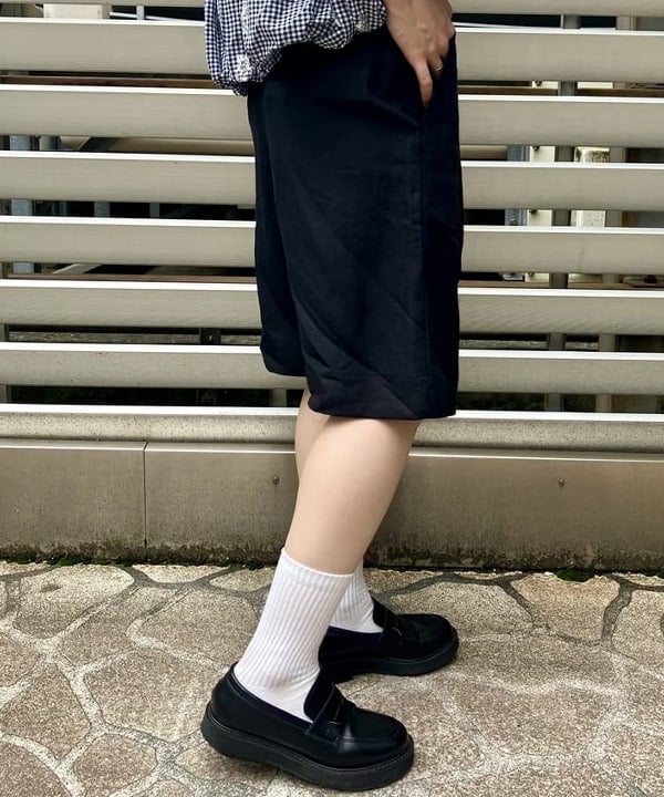 イナダさんの「BEAMS WOMEN｜GIANNI CHIARINI / メタリック ALIFA レザーショルダーバッグ S」を使ったコーディネート