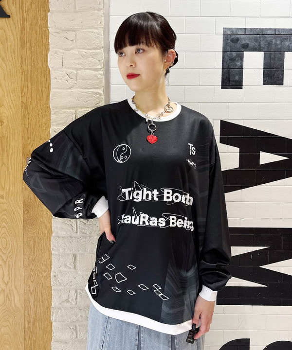 りかちょび/岸本梨佳さんの「BEAMS WOMEN｜デニム タック ミディアム スカート」を使ったコーディネート