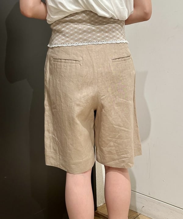 早川 萌子さんの「BEAMS WOMEN｜ツイスト バルーン Tシャツ」を使ったコーディネート