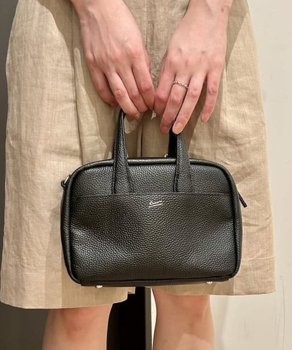 早川 萌子さんの「BEAMS WOMEN｜ツイスト バルーン Tシャツ」を使ったコーディネート