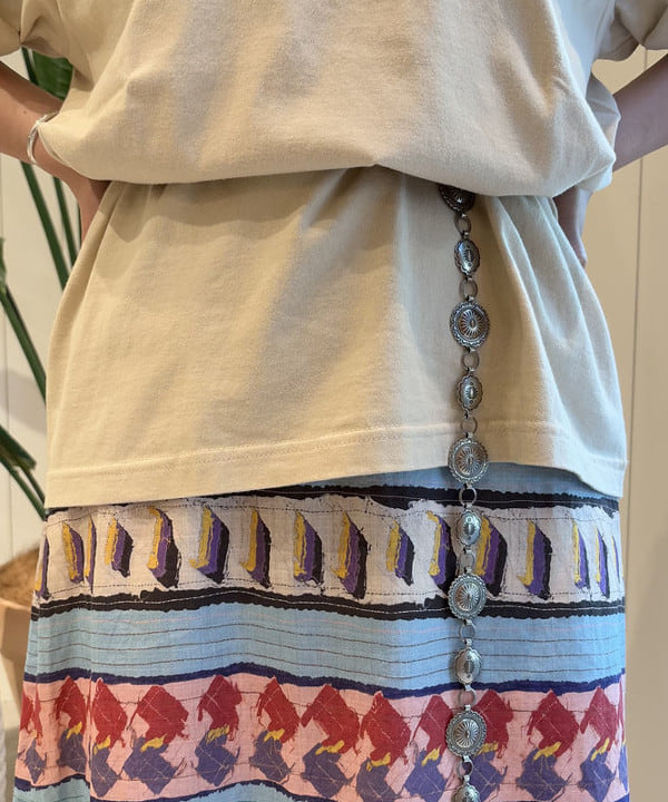 ナガオカ サキさんの「BEAMS WOMEN｜ボーイ ベーシック Tシャツ」を使ったコーディネート