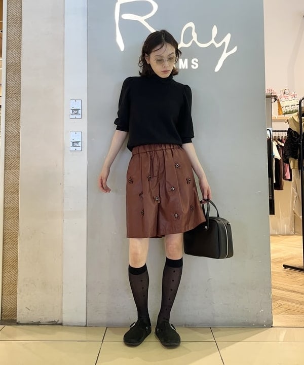 神坂 莉子さんの「BEAMS WOMEN｜noeyedia / サングラス "NE454sn"」を使ったコーディネート