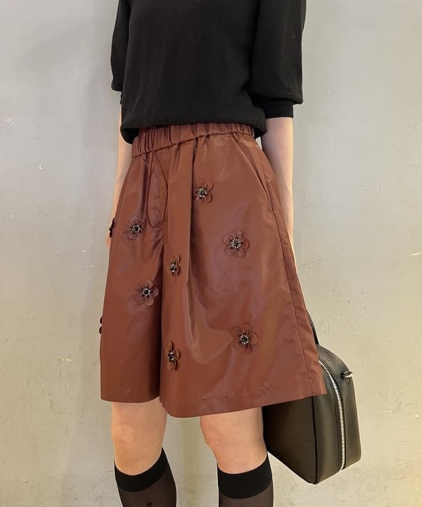 神坂 莉子さんの「BEAMS WOMEN｜noeyedia / サングラス "NE454sn"」を使ったコーディネート