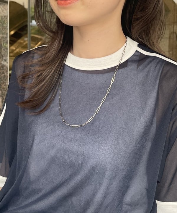 加歩さんの「BEAMS WOMEN｜シアー ライン ショートスリーブ」を使ったコーディネート