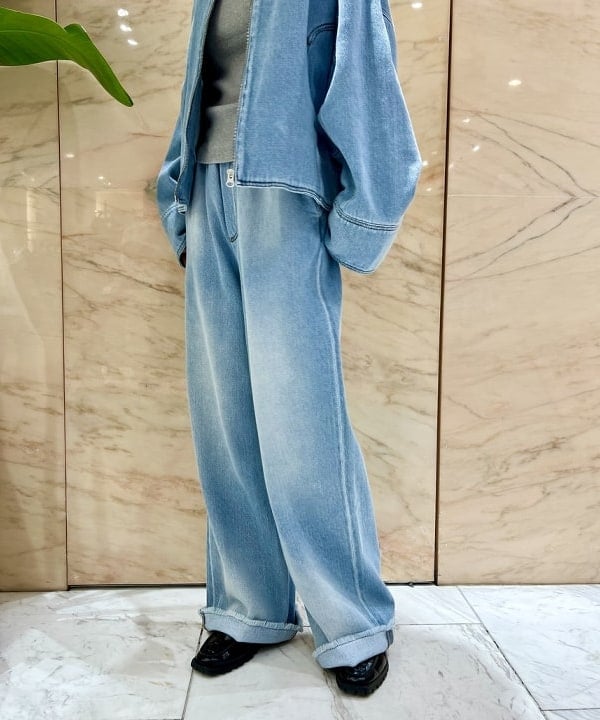 中丸　栞さんの「BEAMS WOMEN｜」を使ったコーディネート