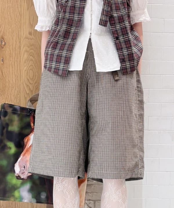 Joさんの「BEAMS WOMEN｜【別注】Gramicci / チェック ショーツ」を使ったコーディネート