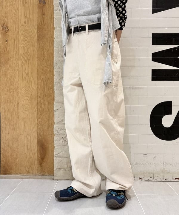 amaさんの「BEAMS WOMEN｜フロント リボン ノースリーブ トップス」を使ったコーディネート