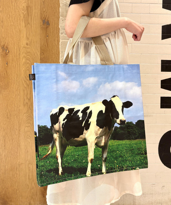 amaさんの「BEAMS WOMEN｜Esschert Design / Shopping bag farm animals アニマル バッグ」を使ったコーディネート