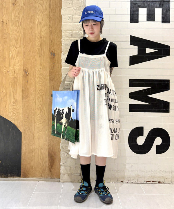amaさんの「BEAMS WOMEN｜Esschert Design / Shopping bag farm animals アニマル バッグ」を使ったコーディネート