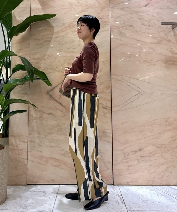 ゆうかさんの「BEAMS WOMEN｜バックオープン パイル プルオーバー」を使ったコーディネート