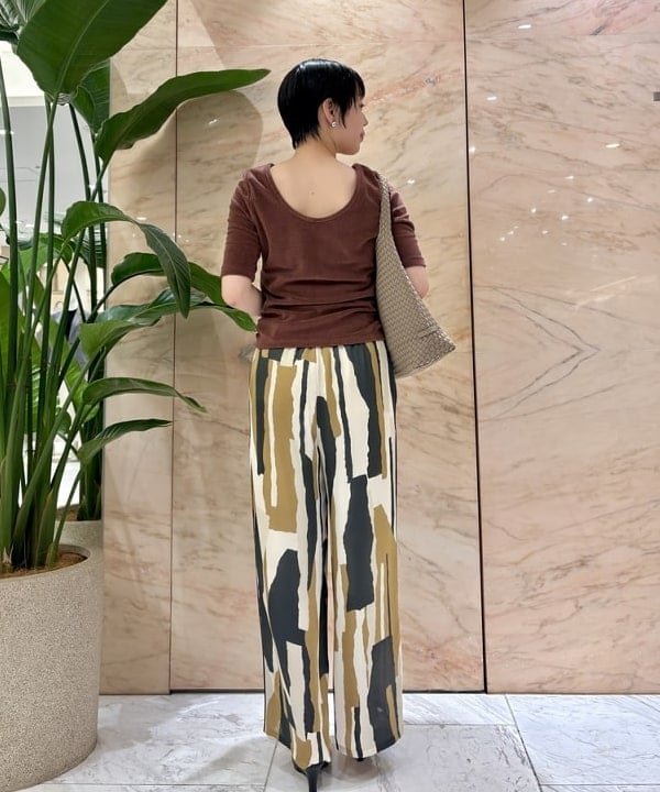 ゆうかさんの「BEAMS WOMEN｜バックオープン パイル プルオーバー」を使ったコーディネート