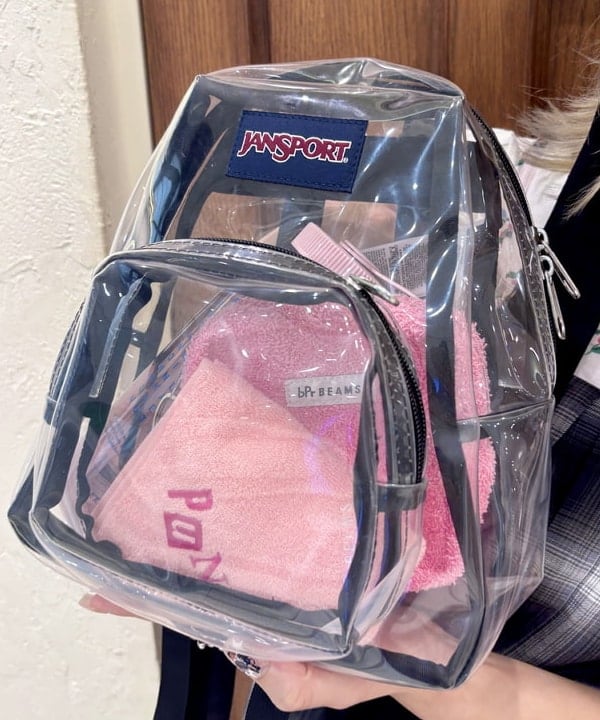 はっとりさんの「BEAMS WOMEN｜スリット パフスリーブ Tシャツ」を使ったコーディネート