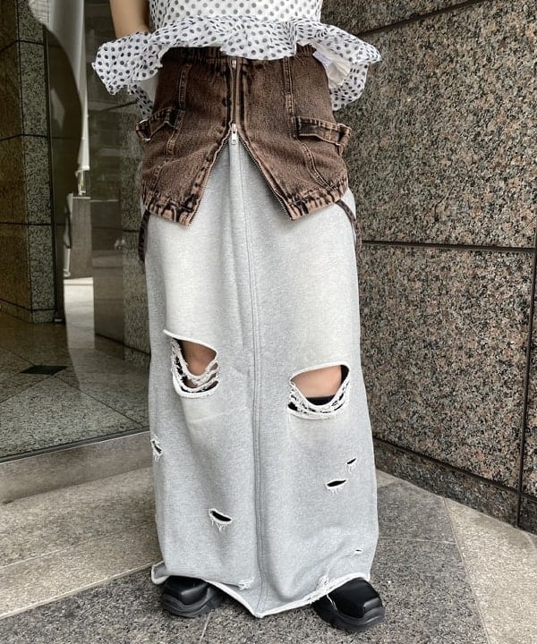 まゆちゃんさんの「BEAMS WOMEN｜デニム ジップ ビスチェ」を使ったコーディネート