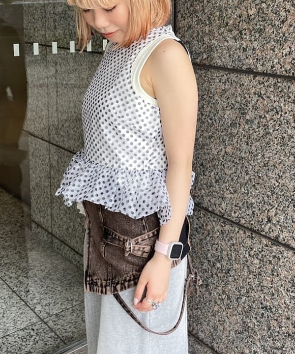 まゆちゃんさんの「BEAMS WOMEN｜デニム ジップ ビスチェ」を使ったコーディネート