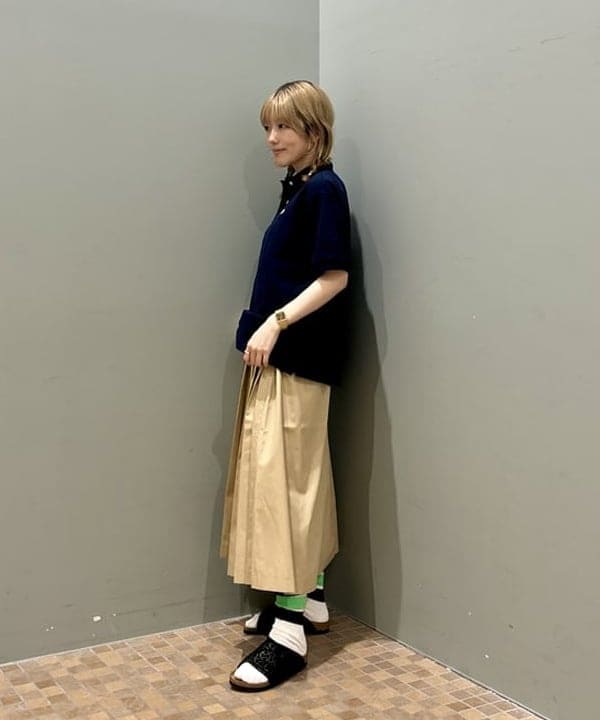 小原 もこさんの「BEAMS WOMEN｜【別注】BIRKENSTOCK / Zurich BONE PATTERN BLACK」を使ったコーディネート