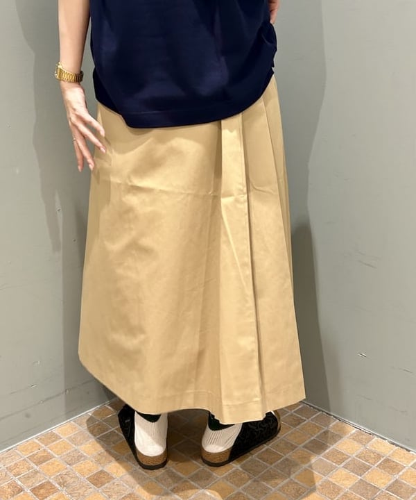 小原 もこさんの「BEAMS WOMEN｜【別注】BIRKENSTOCK / Zurich BONE PATTERN BLACK」を使ったコーディネート