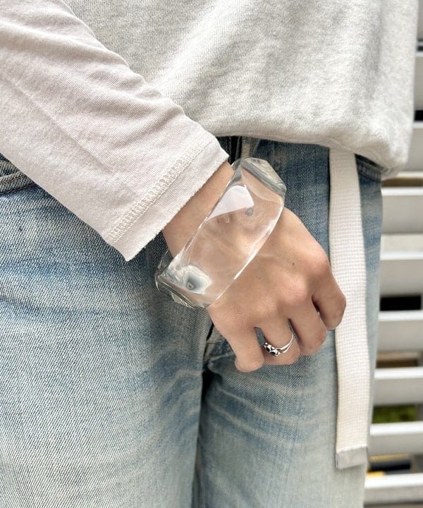 MATSUMOTO AMIさんの「BEAMS WOMEN｜maturely / デニム リペア チェーン バッグ」を使ったコーディネート