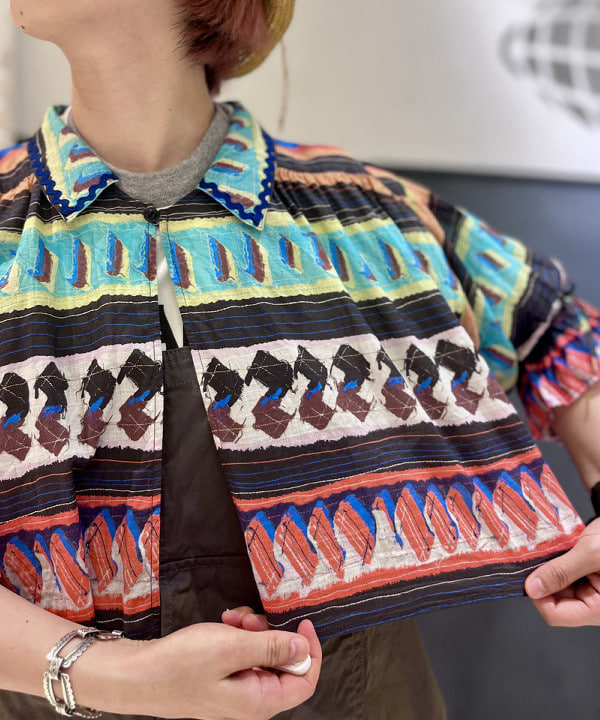 木村 梨香さんの「BEAMS WOMEN｜セミノール プリント ショートスリーブ」を使ったコーディネート