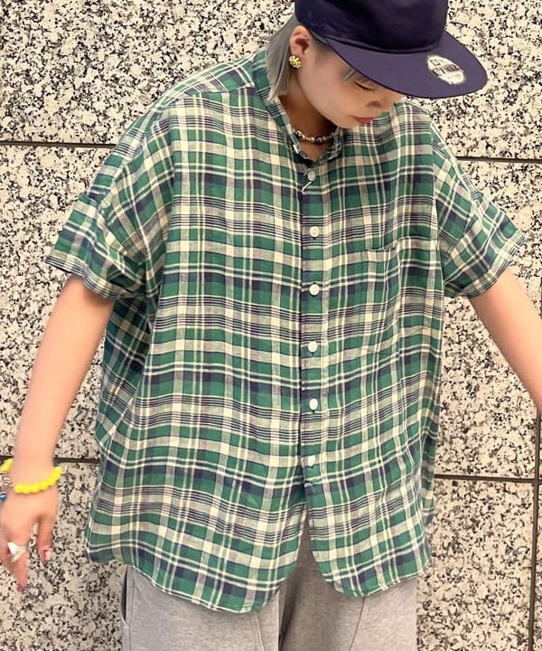 あゆさんの「BEAMS WOMEN｜【別注】NEW ERA / 950 スナップ バック 2トーン キャップ」を使ったコーディネート