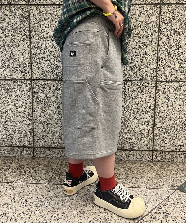 あゆさんの「BEAMS WOMEN｜【別注】NEW ERA / 950 スナップ バック 2トーン キャップ」を使ったコーディネート