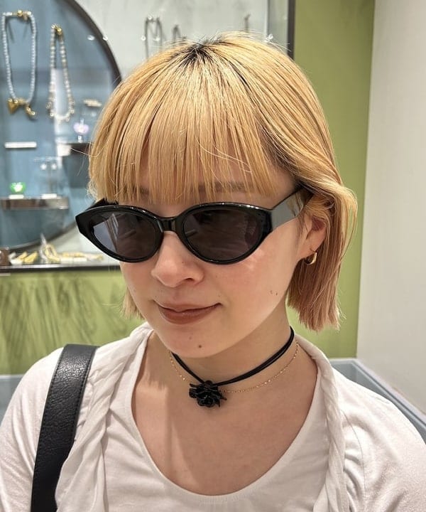 ナカノ アイさんの「BEAMS WOMEN｜フリンジ ファー タイトスカート」を使ったコーディネート