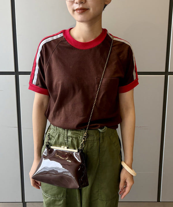 みりさんの「カットオフ ベイカー アンクルパンツ」を使ったコーディネート