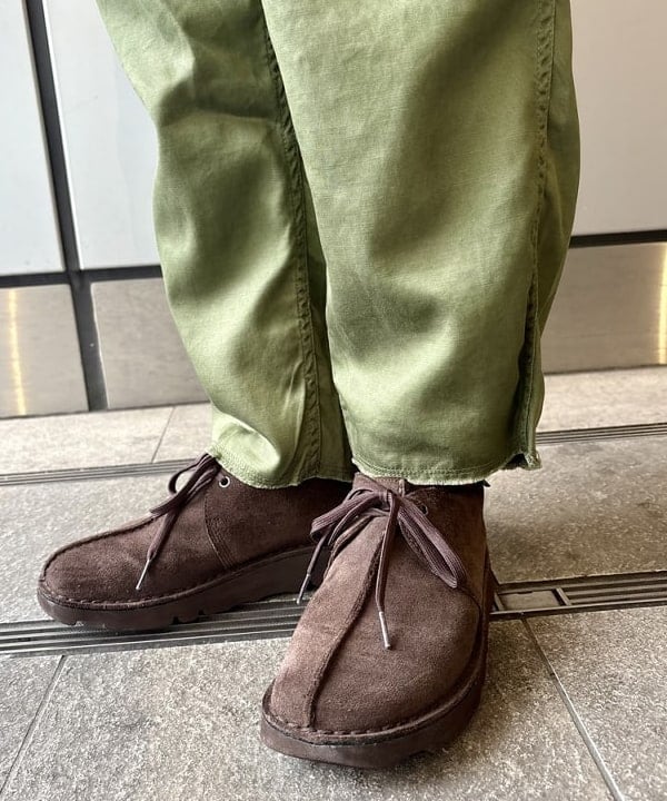 みりさんの「カットオフ ベイカー アンクルパンツ」を使ったコーディネート