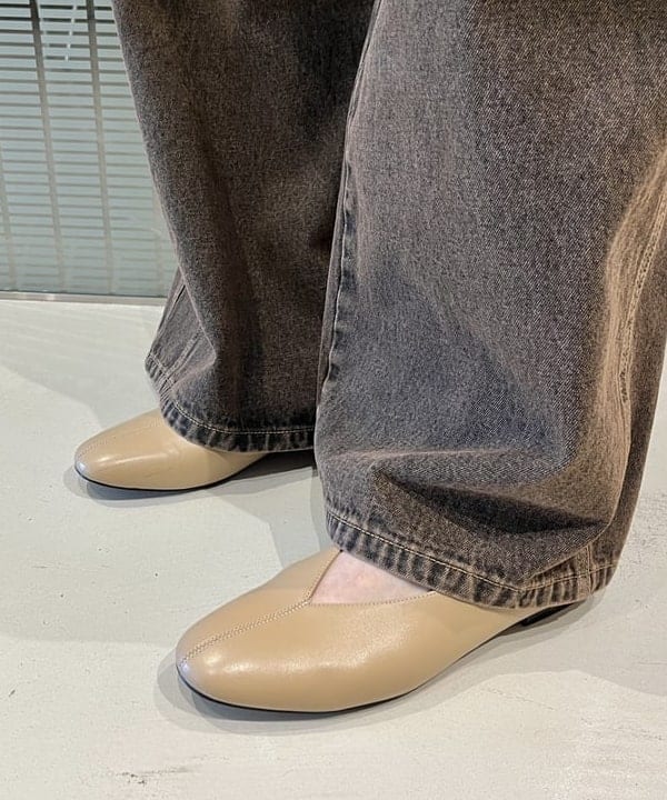 神坂 莉子さんの「BEAMS WOMEN｜オーバーダイ デニム パンツ」を使ったコーディネート