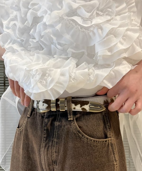 神坂 莉子さんの「BEAMS WOMEN｜オーバーダイ デニム パンツ」を使ったコーディネート