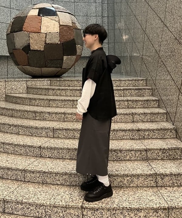 赤羽 花さんの「BEAMS WOMEN｜ARC'TERYX / シンソロ バケット ハット」を使ったコーディネート