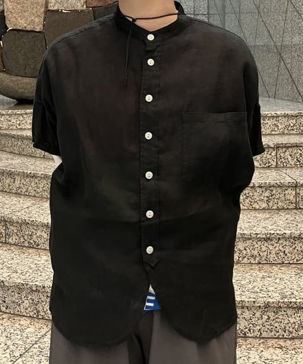 赤羽 花さんの「BEAMS WOMEN｜ARC'TERYX / シンソロ バケット ハット」を使ったコーディネート