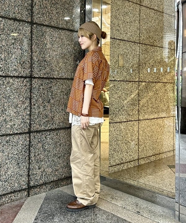 小原 もこさんの「BEAMS WOMEN｜■STAR OF HOLLYWOOD / TYPEWRITER COTTON OPEN SHIRT “POLKA DOT”」を使ったコーディネート