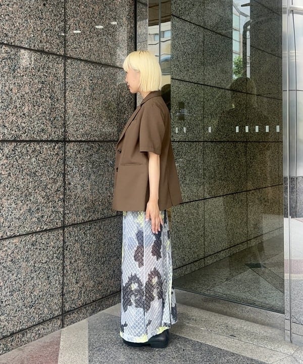 あさひさんの「BEAMS WOMEN｜blicenscell / sequin buscket バッグ」を使ったコーディネート