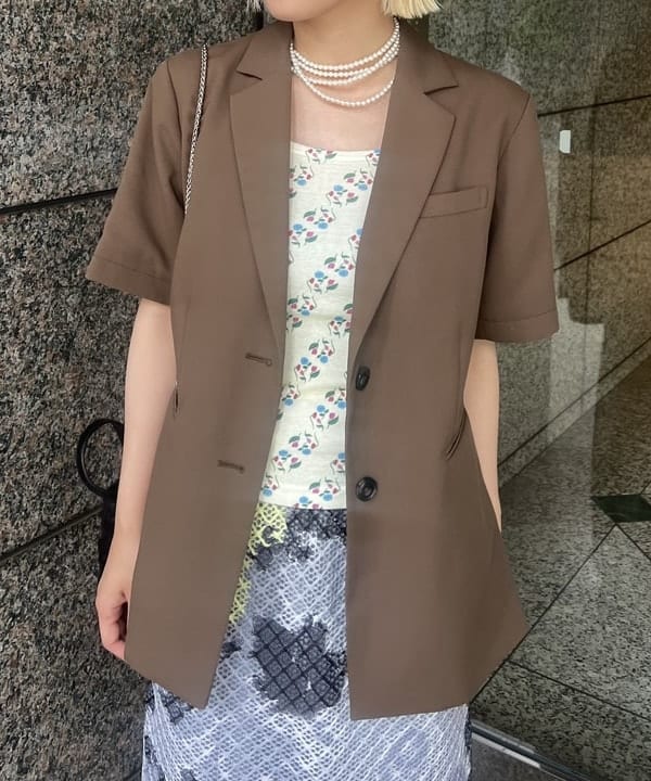 あさひさんの「BEAMS WOMEN｜blicenscell / sequin buscket バッグ」を使ったコーディネート