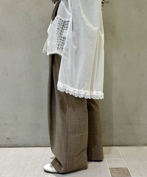 ナツハさんの「BEAMS WOMEN｜maturely / ディープ タック ワイド スラックス」を使ったコーディネート