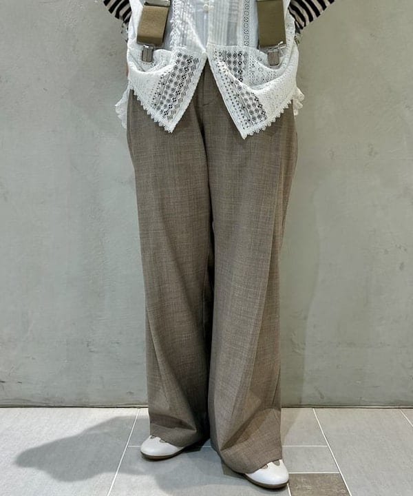 ナツハさんの「BEAMS WOMEN｜maturely / ディープ タック ワイド スラックス」を使ったコーディネート