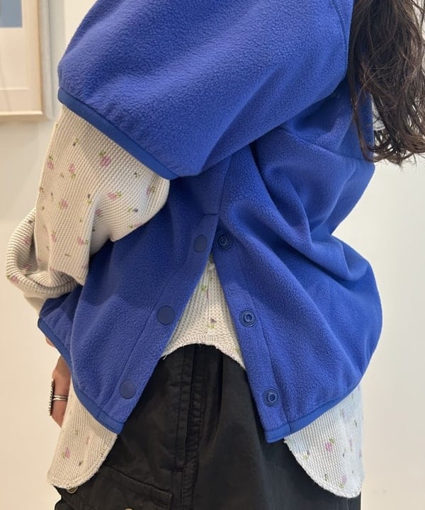 清水 彩乃さんの「BEAMS WOMEN｜フリース ハーフジップ ショートスリーブ」を使ったコーディネート