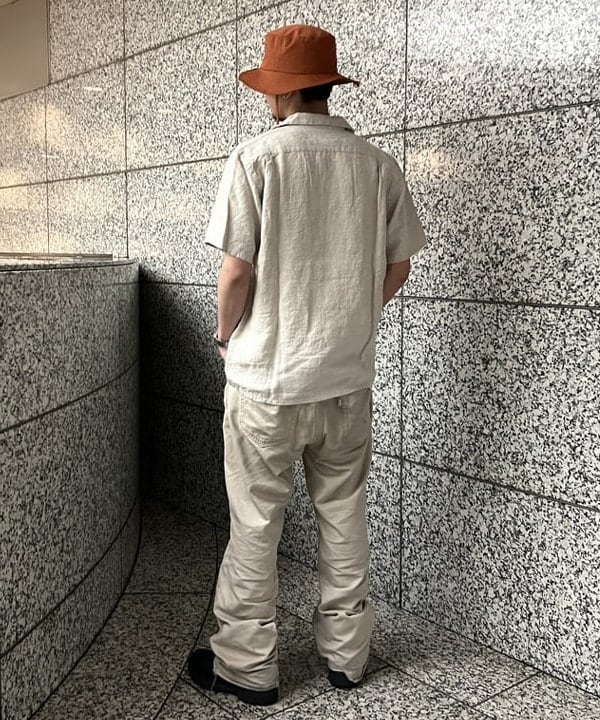 ムファサさんの「BEAMS WOMEN｜折り畳み バケット ハット」を使ったコーディネート