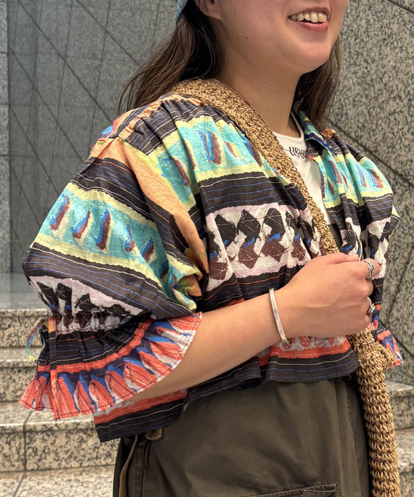 サイトウ　トモミさんの「BEAMS WOMEN｜セミノール プリント ショートスリーブ」を使ったコーディネート