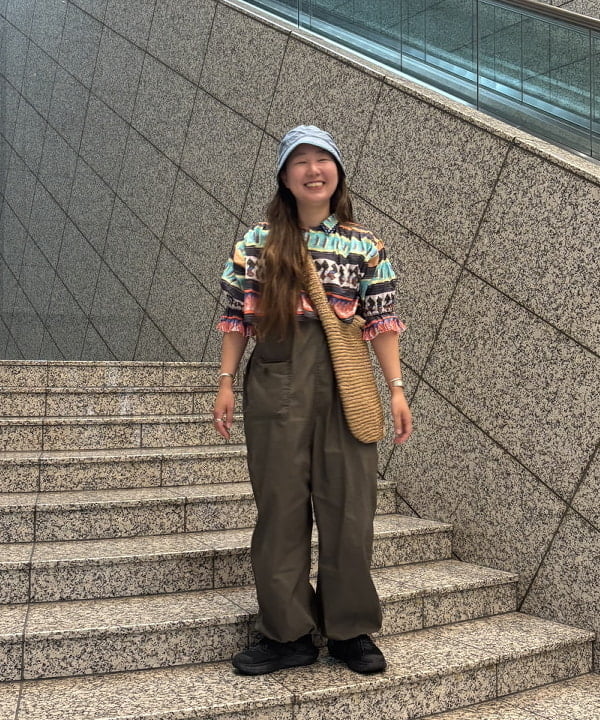 サイトウ　トモミさんの「BEAMS WOMEN｜セミノール プリント ショートスリーブ」を使ったコーディネート