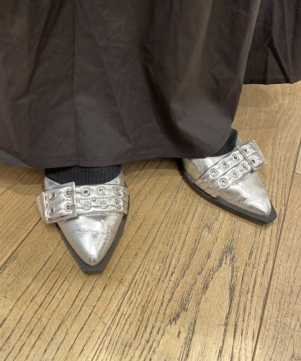 chikaさんの「BEAMS WOMEN｜フリル ビジュー カゴ バッグ」を使ったコーディネート