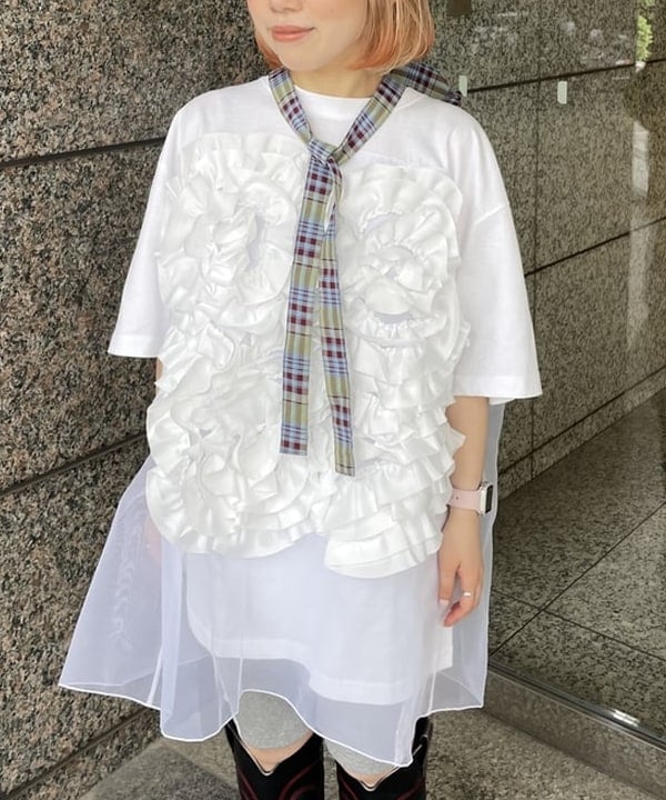 まゆちゃんさんの「BEAMS WOMEN｜【別注】Casselini / フラワー ハット」を使ったコーディネート