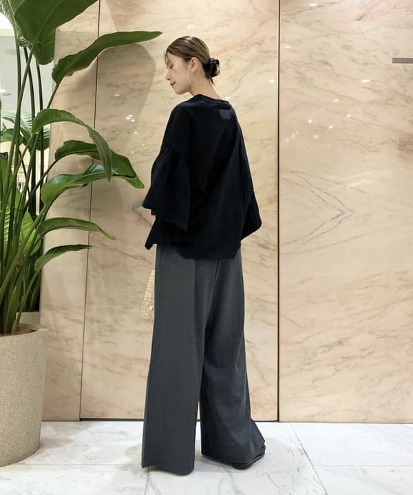 AONO SHIKAMAさんの「BEAMS WOMEN｜【別注】PHILIPPE AUDIBERT / Nava パール ブレスレット」を使ったコーディネート