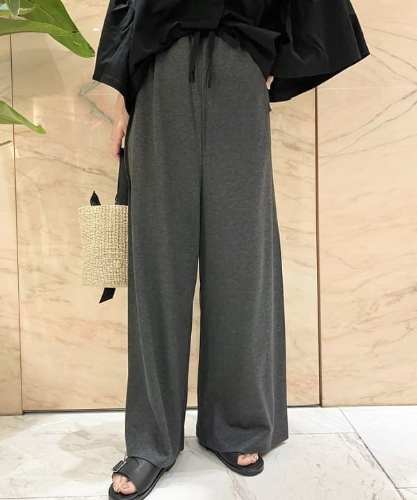 AONO SHIKAMAさんの「BEAMS WOMEN｜【別注】PHILIPPE AUDIBERT / Nava パール ブレスレット」を使ったコーディネート