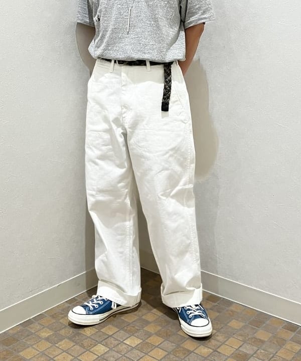 土田 達也さんの「BEAMS WOMEN｜WAREHOUSE & CO. / 別注 ステンシル13 Tシャツ」を使ったコーディネート