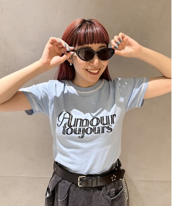 庭野 優紀さんの「BEAMS WOMEN｜メッシュ シアー ライン パンツ」を使ったコーディネート