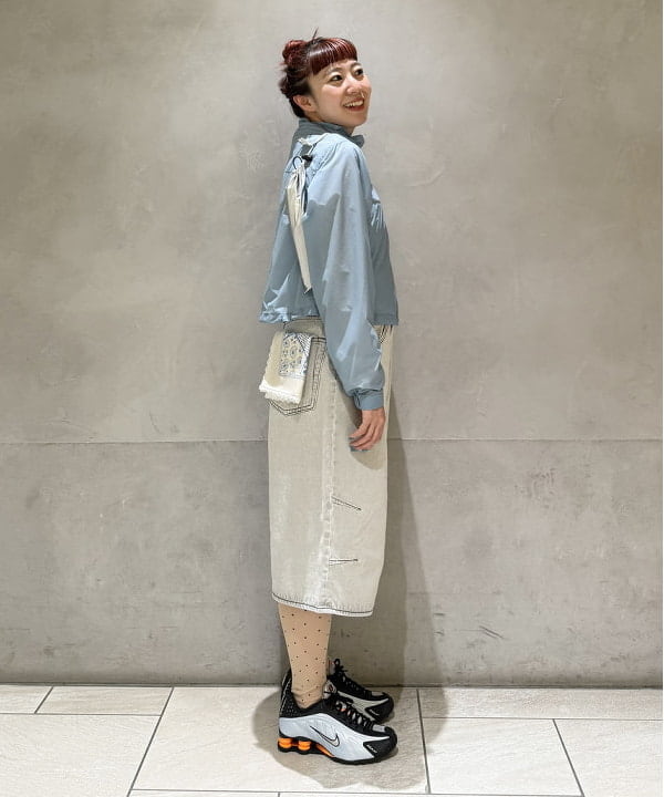 庭野 優紀さんの「BEAMS WOMEN｜【別注】Marmot / パッカブル ジャケット」を使ったコーディネート