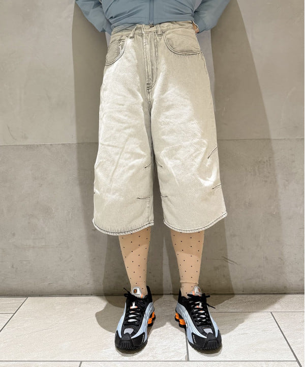 庭野 優紀さんの「BEAMS WOMEN｜【別注】Marmot / パッカブル ジャケット」を使ったコーディネート