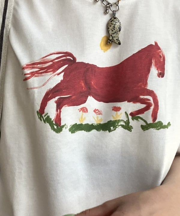 Hazukiさんの「BEAMS WOMEN｜デニム タック ミディアム スカート」を使ったコーディネート