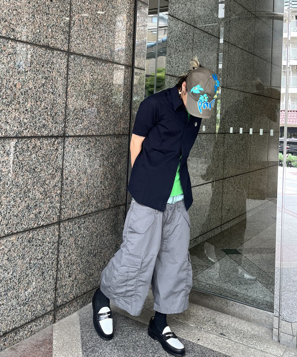 菊田 悠さんの「BEAMS WOMEN｜BEAMS / ビッグ 6ポケット カーゴ ショーツ」を使ったコーディネート